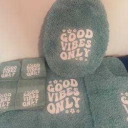 Good Vibe Bathroom Set
