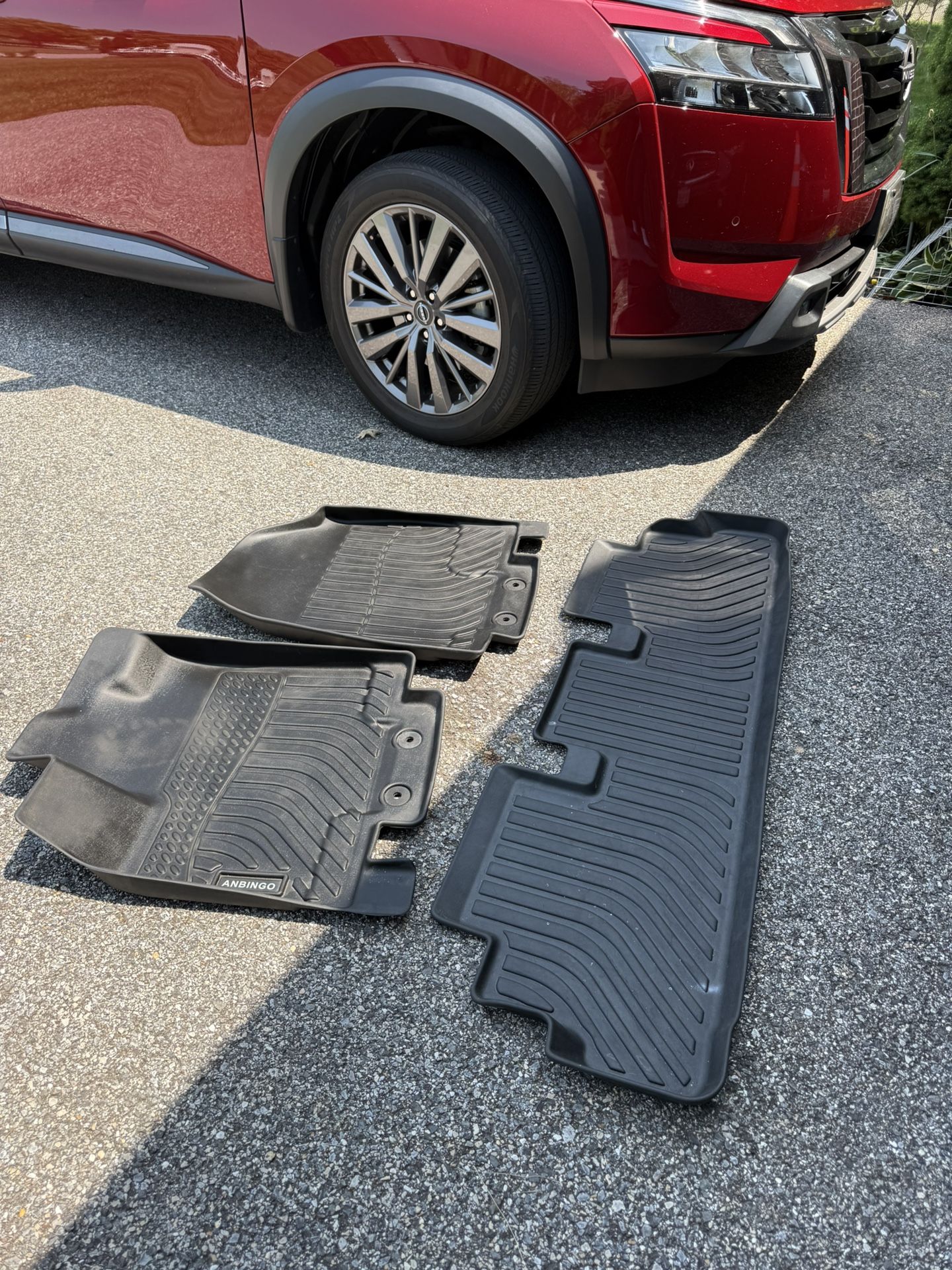 2022/2025 Nissan Pathfinder. Floor Mats