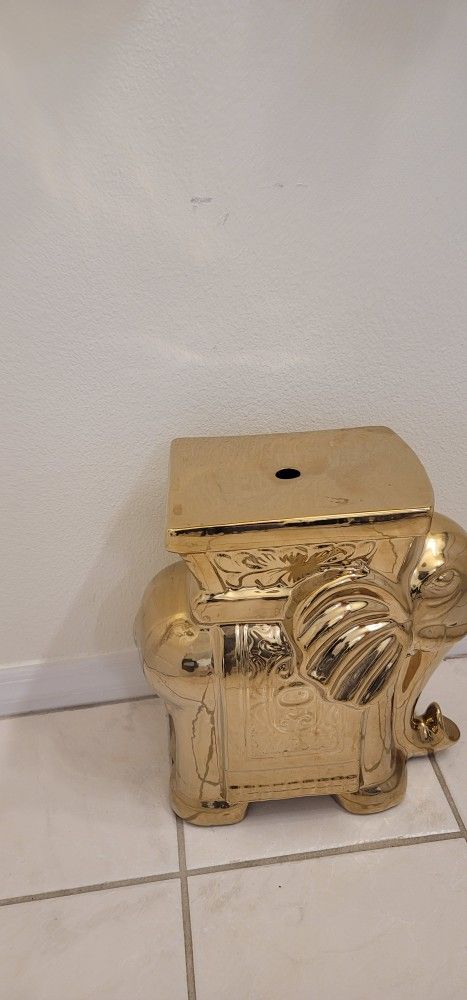 Gold Elephant