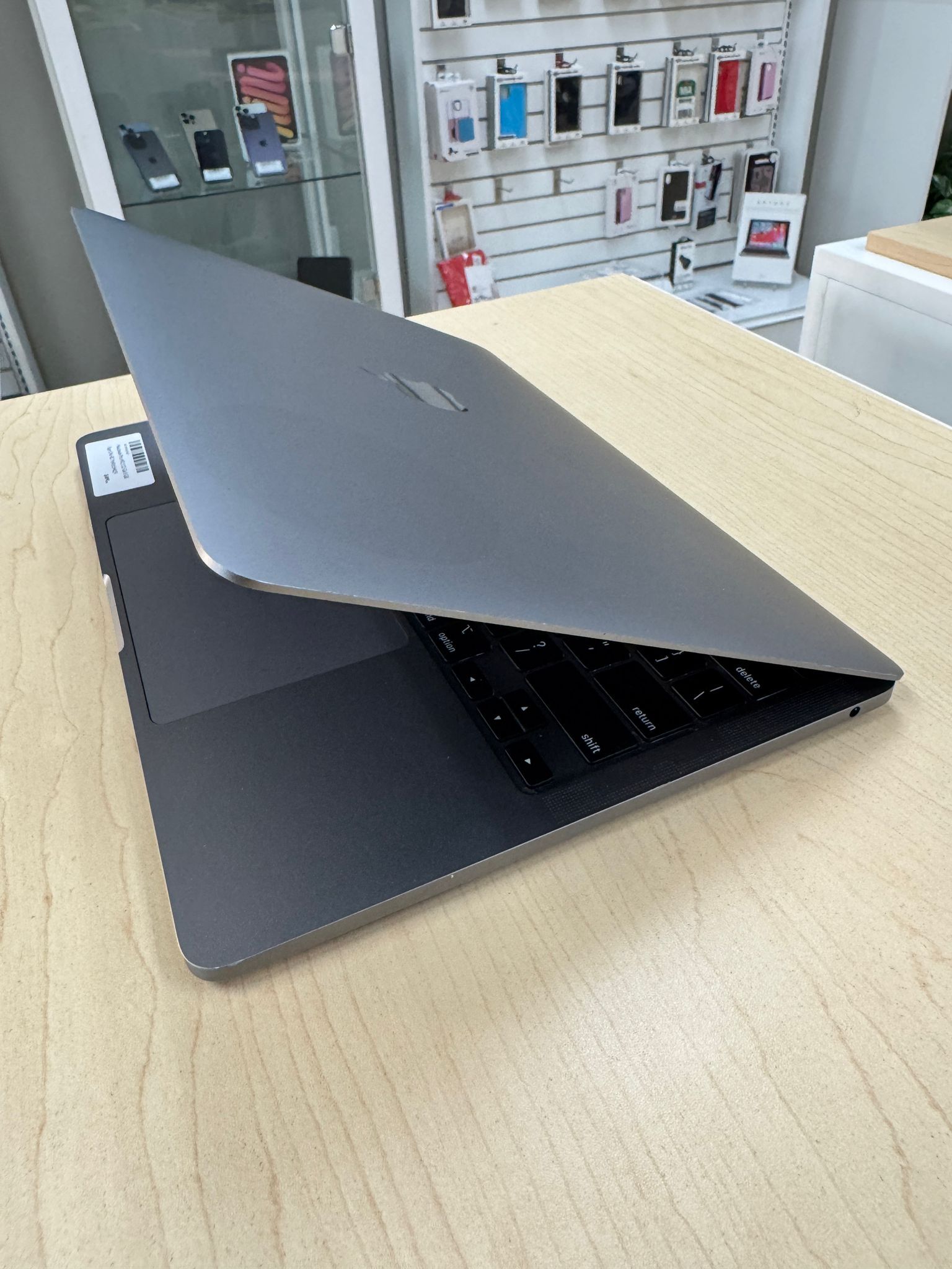 MacBook Pro 13 inch M2 500GB Space gray