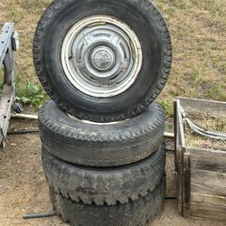 5 Original Ford Stock 16.5 Wheels and Caps And More Parts 