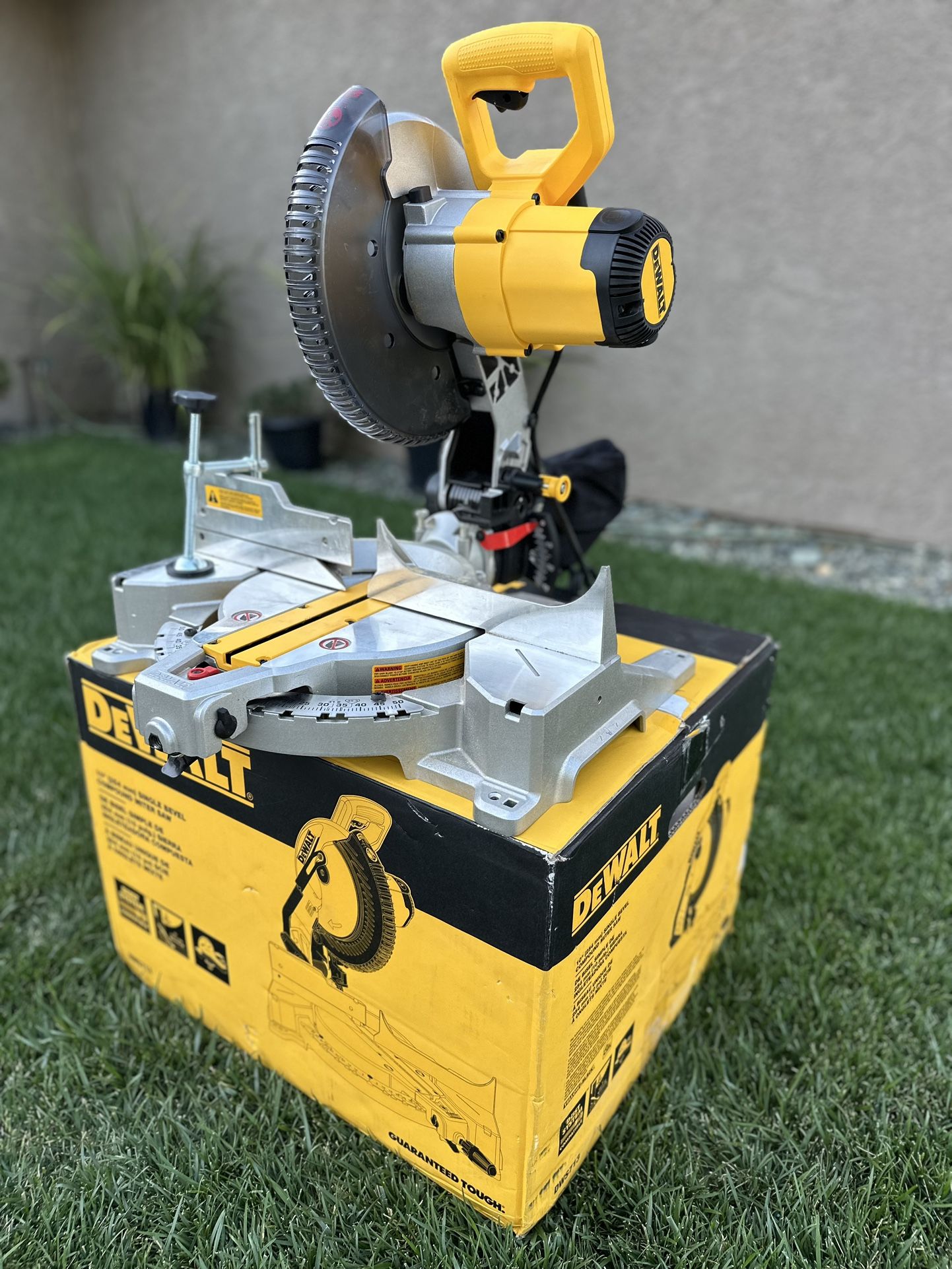 Dewalt Sliding Miter saw., !!