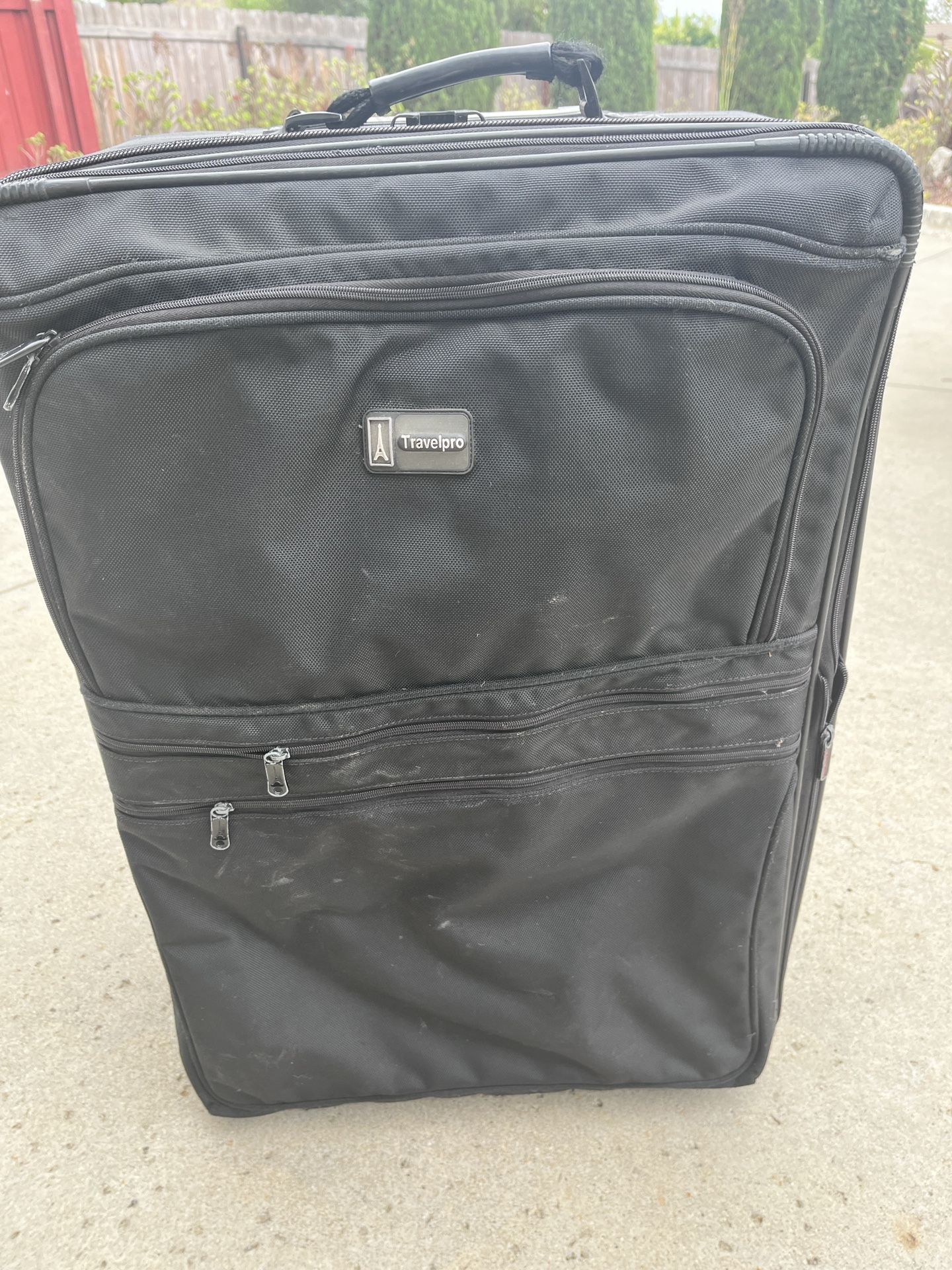 Travelpro Large Expandable Suitcase – Lightweight, Durable, Smooth Wheels