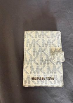Men’s Michael Kors wallet