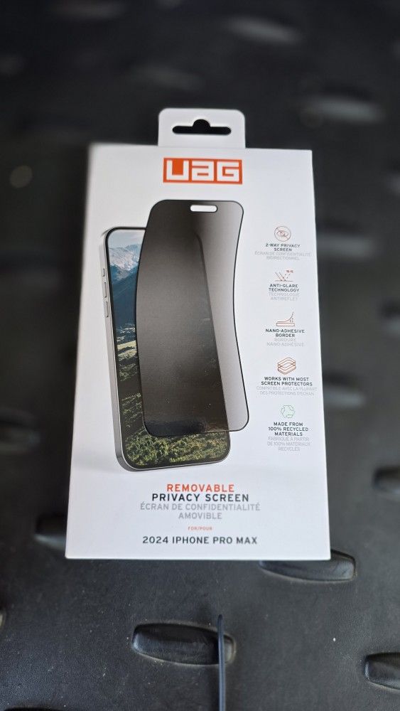 iPhone 16 Pro Max Privacy Protector