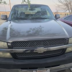 Chevy Silverado 2004 HD