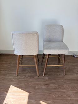 Counter height swivel bar stools