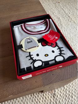 Hello Kitty Sweater size S