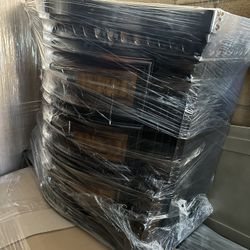 King size bedroom set. High quality with chest / dresser / nightstand etc