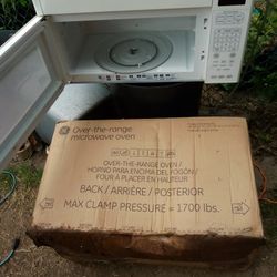 GE Over-the-range Microwave Oven