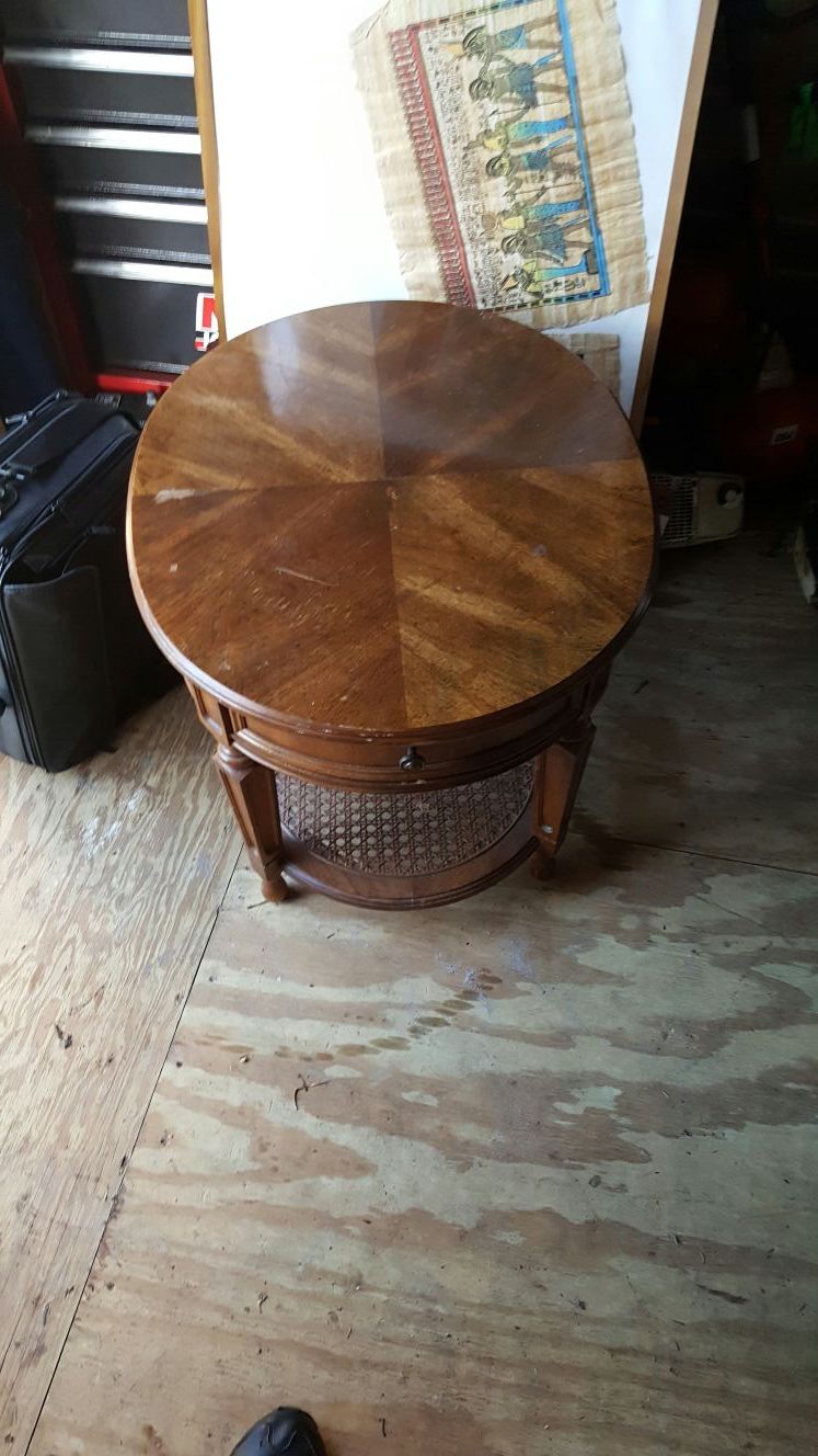 End table
