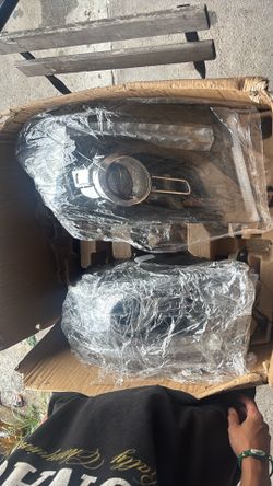 Ram 2500  headlights