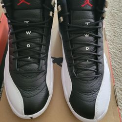 Jordan 12 Playoff size 11 & 12