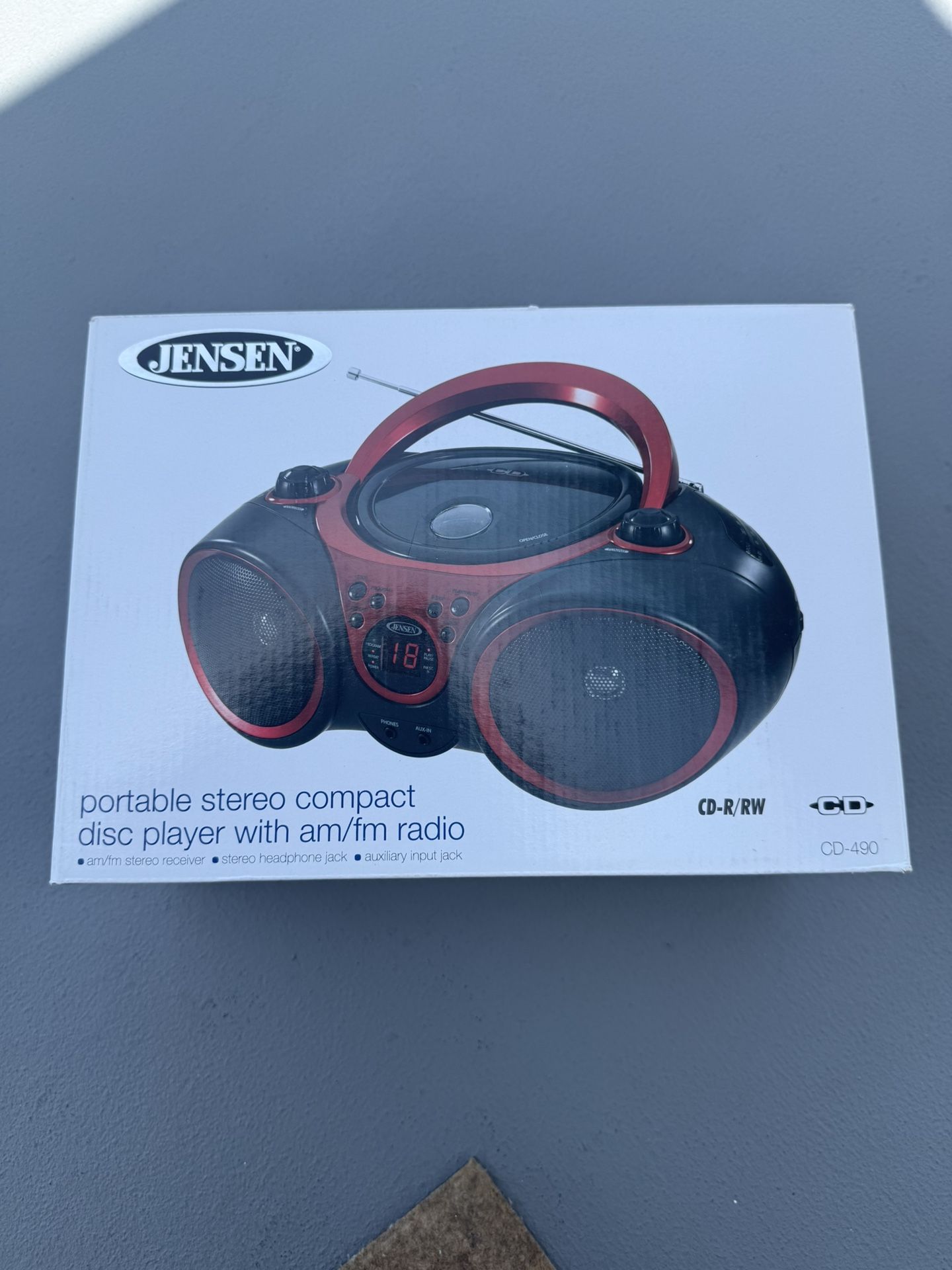 Portable Stereo CD Player Red Black AM/FM Radio Aux Input Lightweight Travel