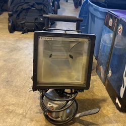 portable electric luminaires