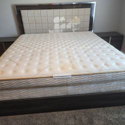 King Bed Set With Drawer Nightstands And Mattress