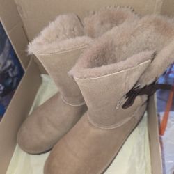 Ugg Beige Boots 