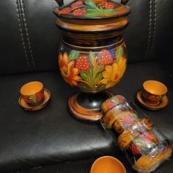 Hand Painted Wooden Vase With 6 Wooden Tea Cups 