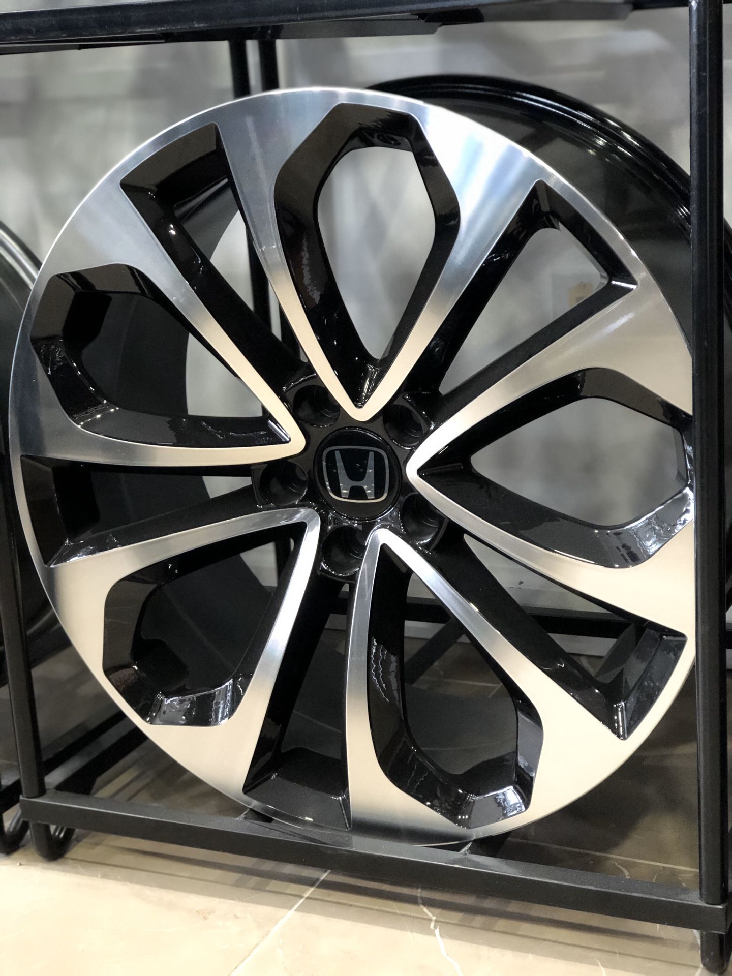20x8.5 5x114.3 HONDA ACCORD