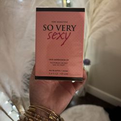 Victoria Secret So Very Sexy Perfume