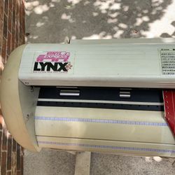 Vinyl Express Lynx vinyl cutter and plotter