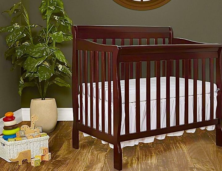 Crib & Changing Table With Mattress