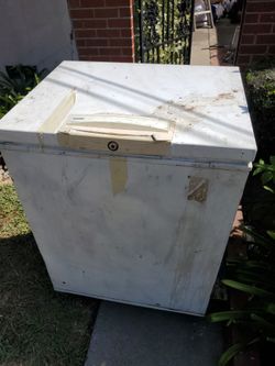 deep chest freezer