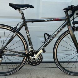 Carbon Fiber Road Bike Trek 2100 ZR