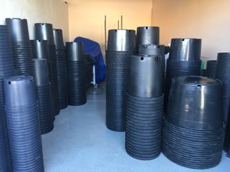 Nursery pots