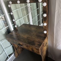 Vanity Desk 