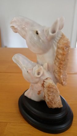 Double Horse  Head Carving 