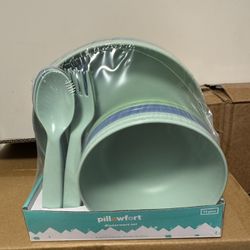 Dinnerware Set 
