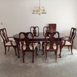 Vintage Oval Dining Table with Six Chairs