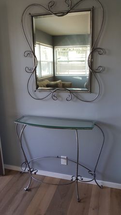 Espejo y mesa galbanizado