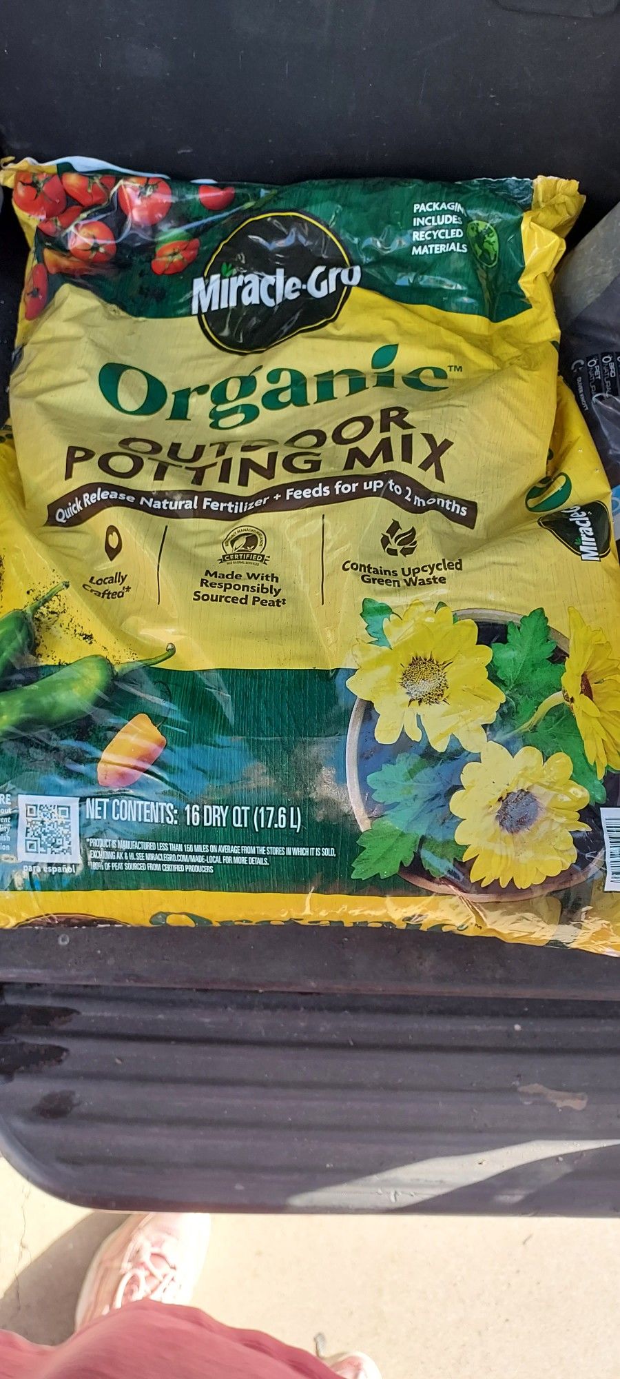 Miracle Gro Organic Outdoor Potting Mix