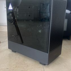 Slightly Used Pc Price Is Negotiable