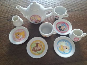 Tiny Disney  princess tea set