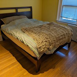 SleepNumber Bed, Queen, i8 with adjustable bed base