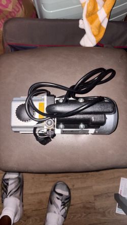 Vacuum pump