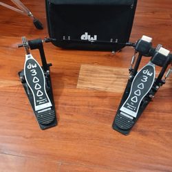 DW 3000 Double Bass Pedals With Case