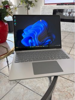 Microsoft Surface Laptop