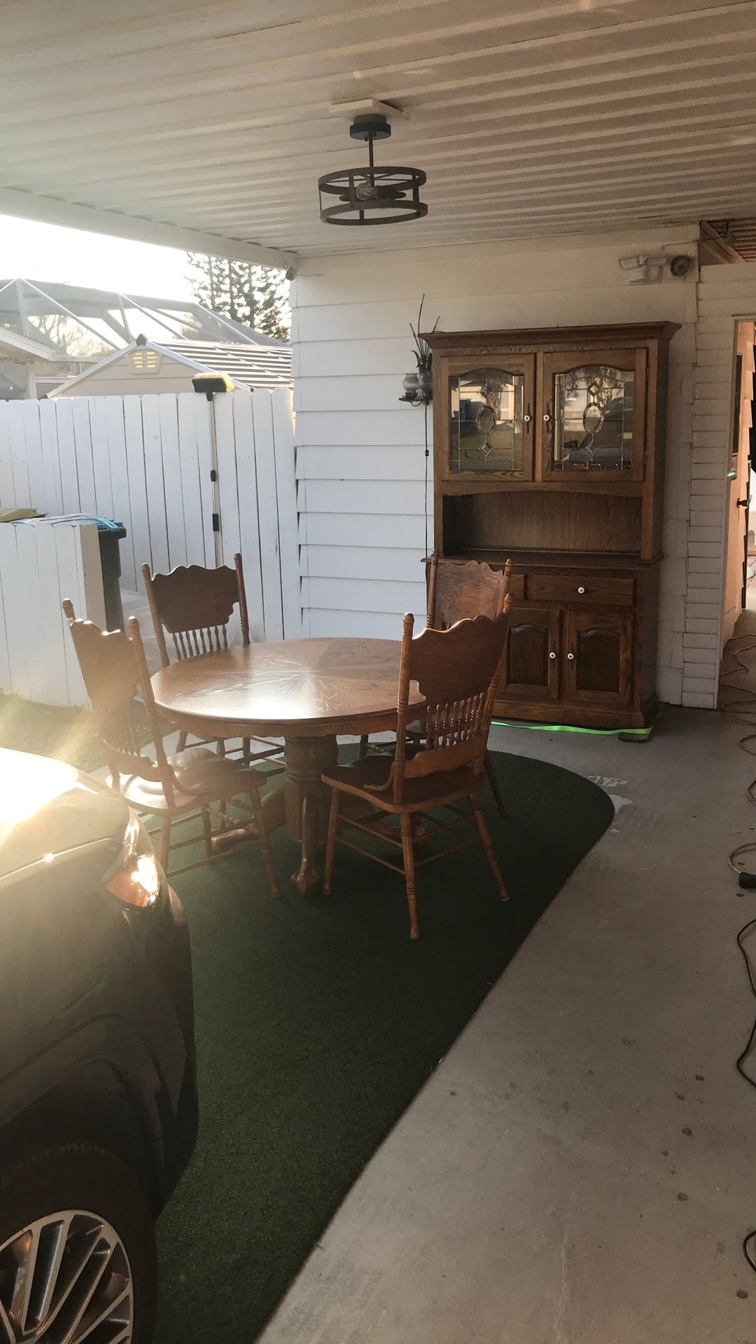Dining Room Set. Table Chairs Hutch