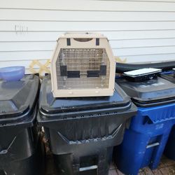 Nylabone Dog /Cat / Rabbit Colapseable Cage