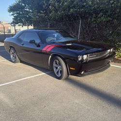 Dodge challenger RT V8 2012