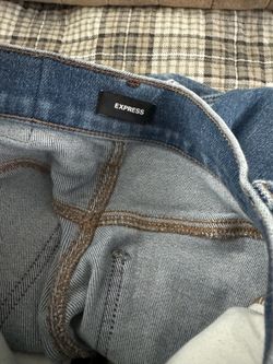 Women’s express jeans $10