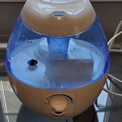 Vicks Mini Humidifier, Filter Free Cool Mist