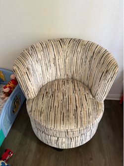 Accent chair
