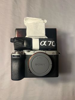 Sony Alpha 7C II - Full-Frame Interchangeable Lens Camera