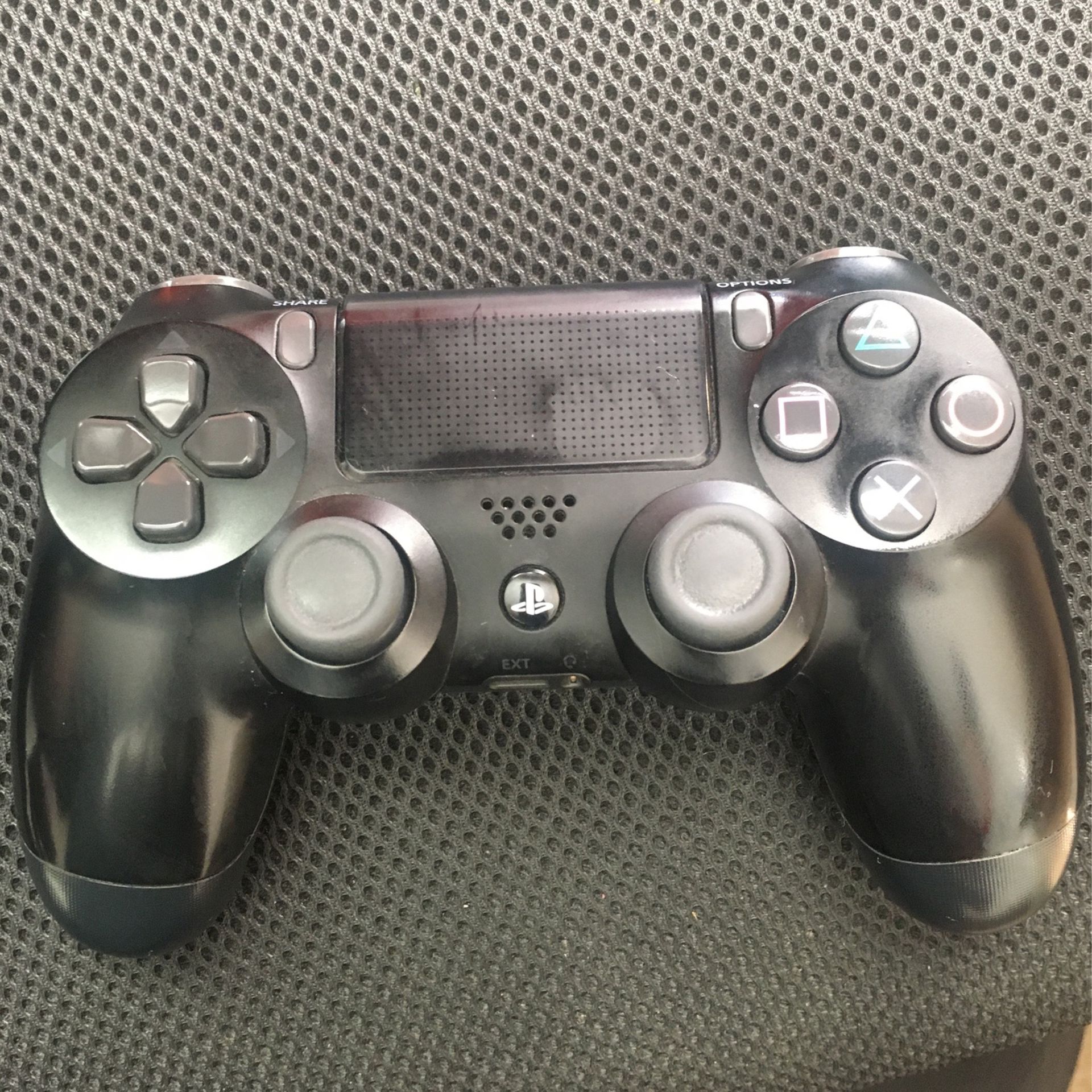 PS4 Controller (Black)