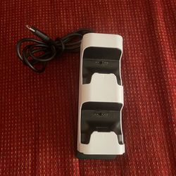 Insignia Dock Charging Station For Ps5